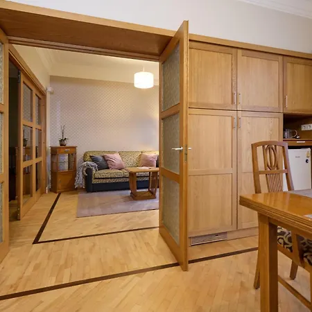 Unique In Centre 塔林